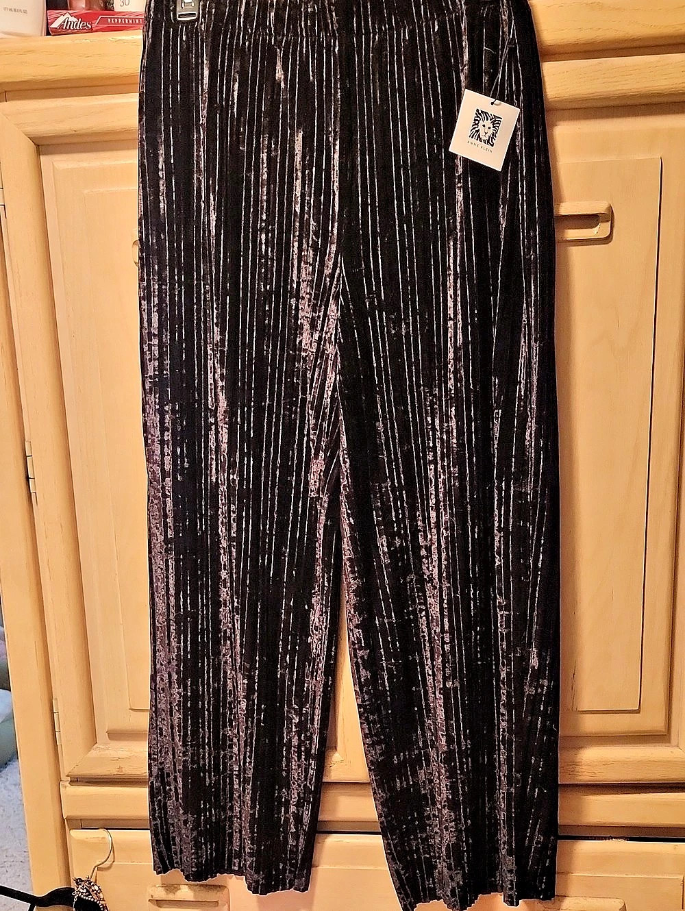 Anne Klein Pull-On Pleated Ankle Pant Wide Leg Black Ribbed Velour... Large